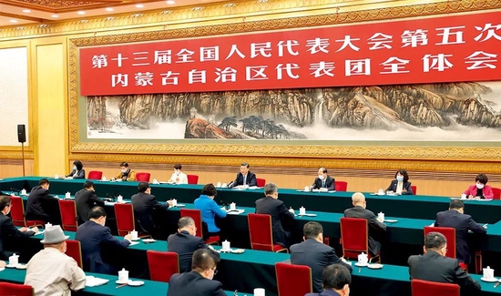 �� 2022��3��5�գ��й���������ǡ�������ϯ�������ί��ϯϰ��ƽ�μ�ʮ����ȫ���˴���λ������ɹŴ����ŵ����� �ƾ�����