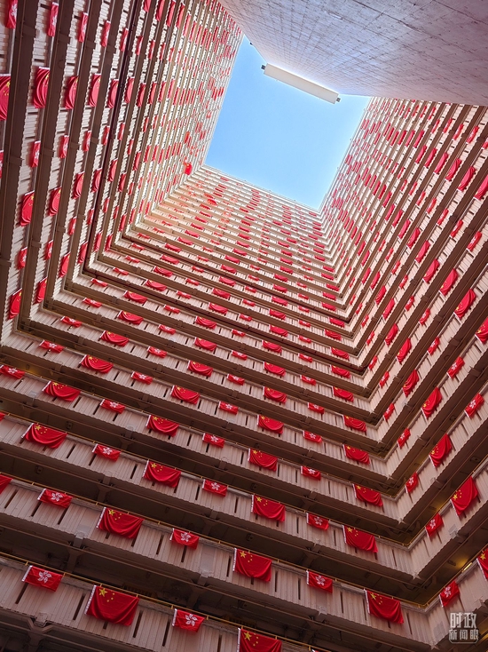 �����ƺʯߗ��ʯ¥��ÿ�����˶������˹�������졣����̨���Ӽ���������㣩