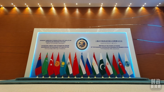  ����Χ��̸ǰ�������������Ｏ���Ӱ������̨���Ӽ��߹������㣩