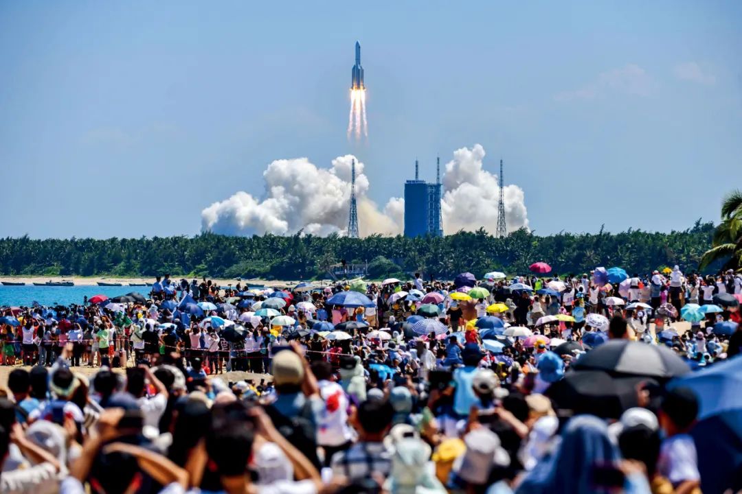 7��24��14ʱ22�֣���������ʵ��յĳ������Bң�����ػ�������й��Ĳ����췢�䳡׼ʱ����䣬Լ495�������ʵ��������ɹ����벢����Ԥ�����������ȡ��Բ���ɹ�����Ӱ/�������� ���Ʒ�