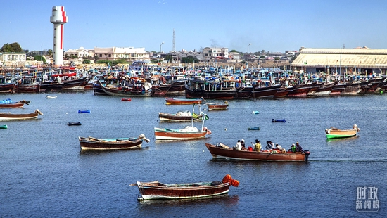 ���ϴ�������а;������ȵ���ͷ��Ŀ����ͼ/�Ӿ��й���